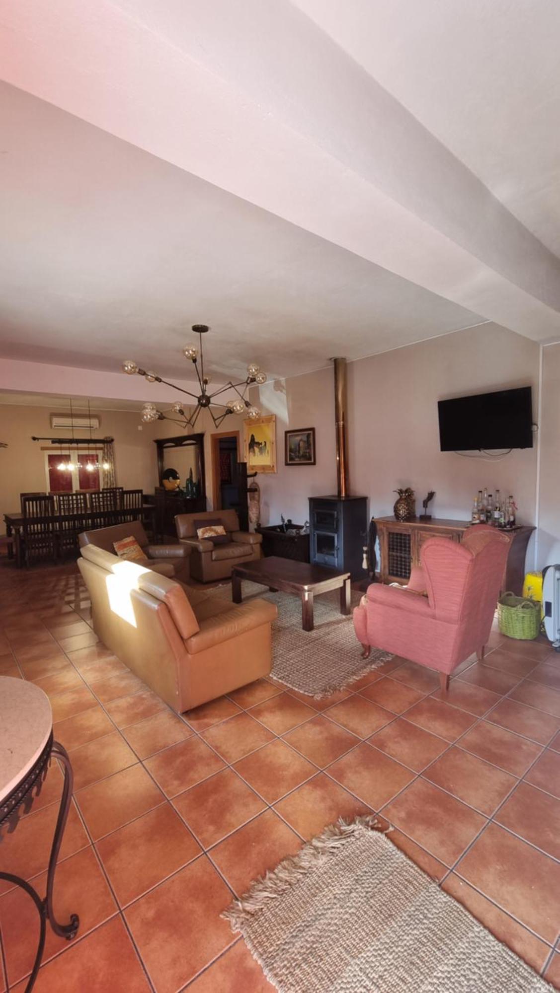 Herdade Do Redondo Farm stay *